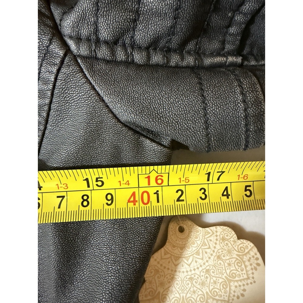 Altar'd State Jacket Women's Size XS Black Faux Leather Biker Motto Streetwear - Picture 6 of 16